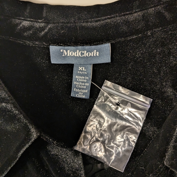 ๐ค Modcloth Bee Buzzworthy Black Velvet Button Up Shirt, XL, NWT - Picture 7 of 13